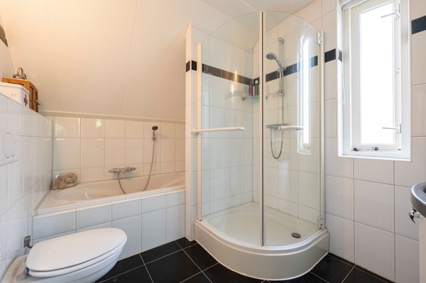 Medium property photo - Watergraaflaan 45, 4731 WJ Oudenbosch